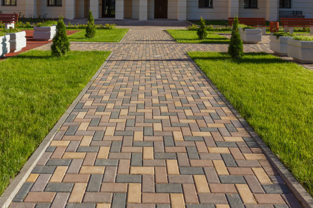 Best Local Driveway Pavers  in Henryville, IN